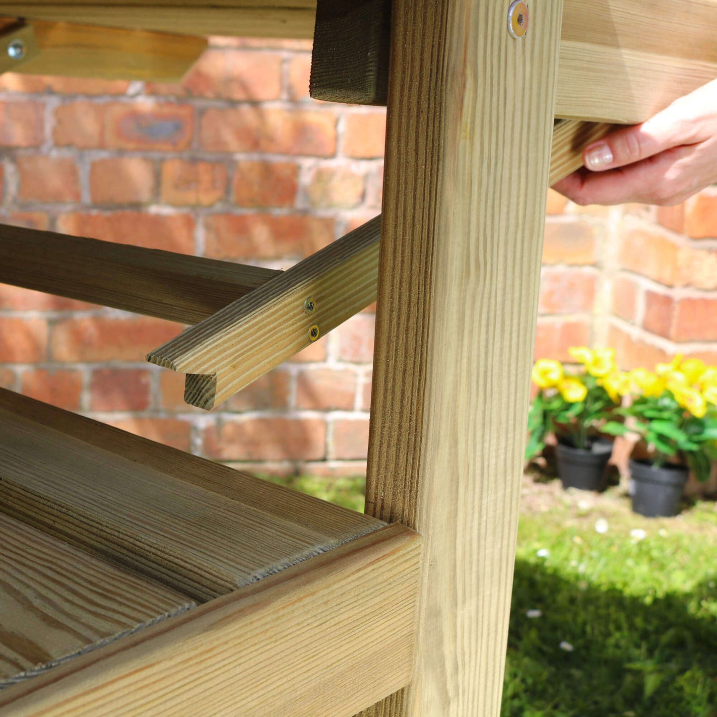 Garden Pizza Oven Wooden table with Fold up sides
