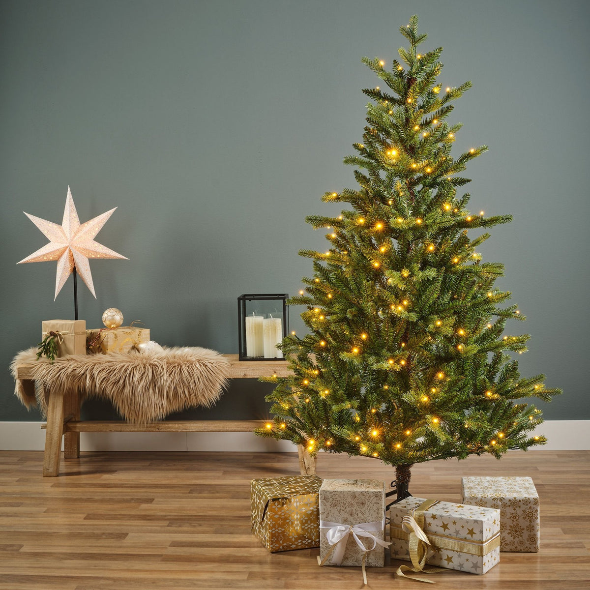 Christmas 180cm/6ft Allison Mix Pine Green Tree pre-lit with 320 Warm White LEDs