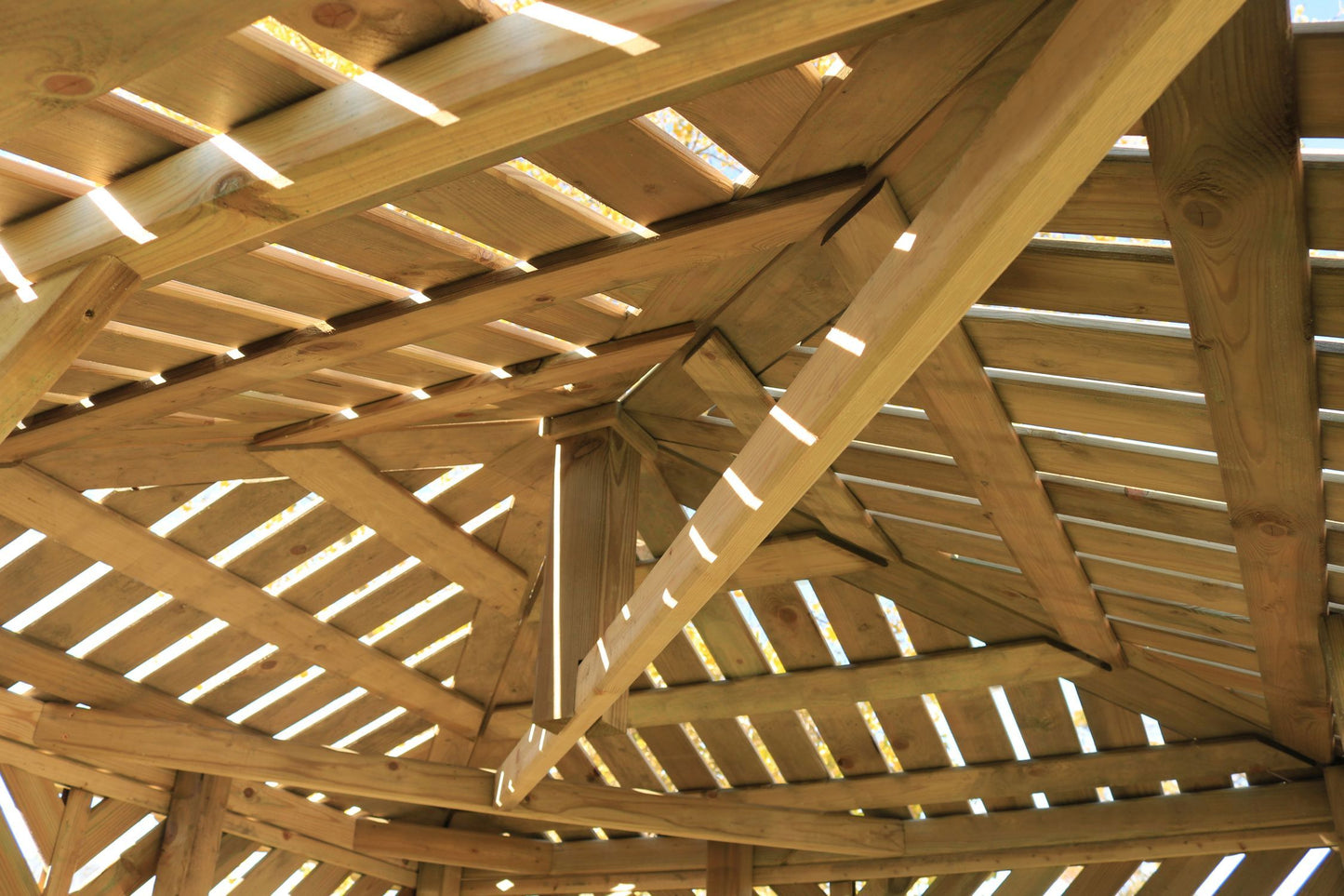 Bilbao Corner Garden Arbour Seat with Coffee Table