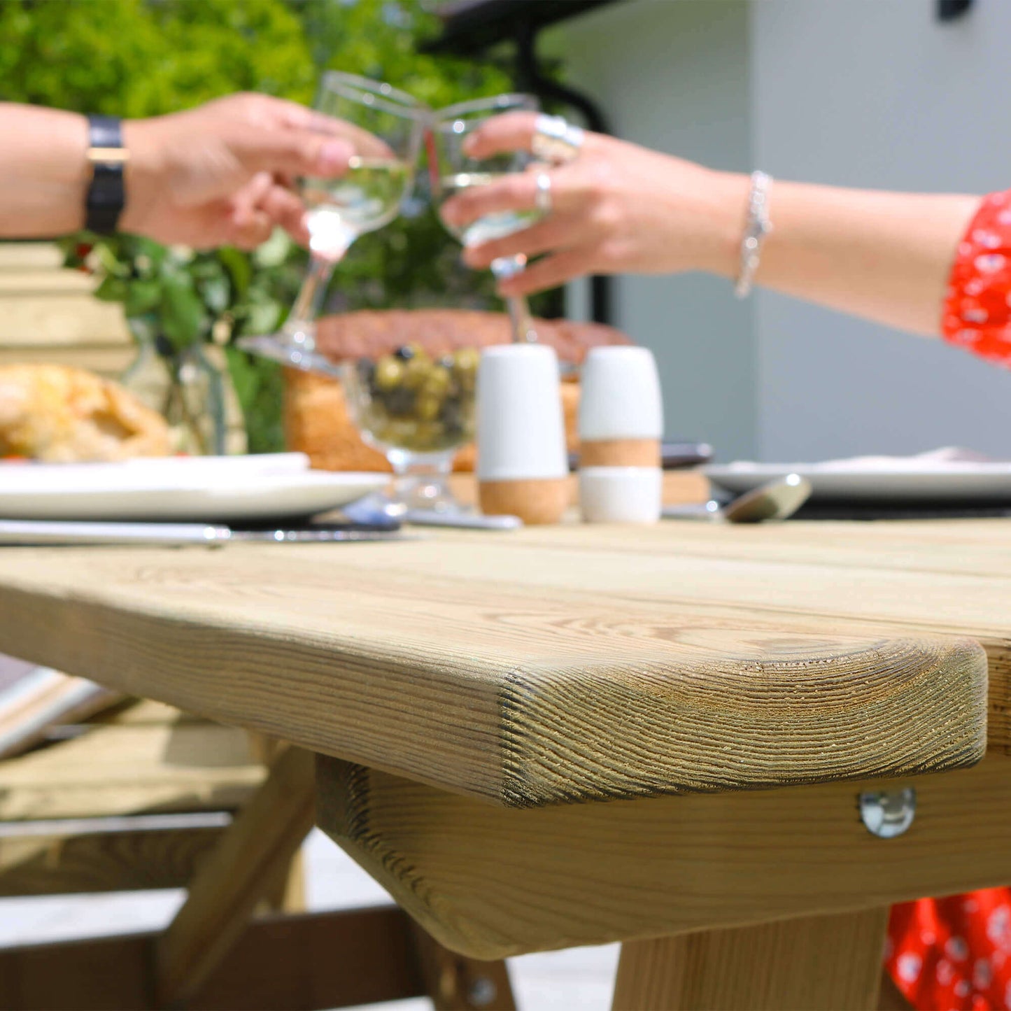 Malaga 6 Seat Garden Wooden Dining Set